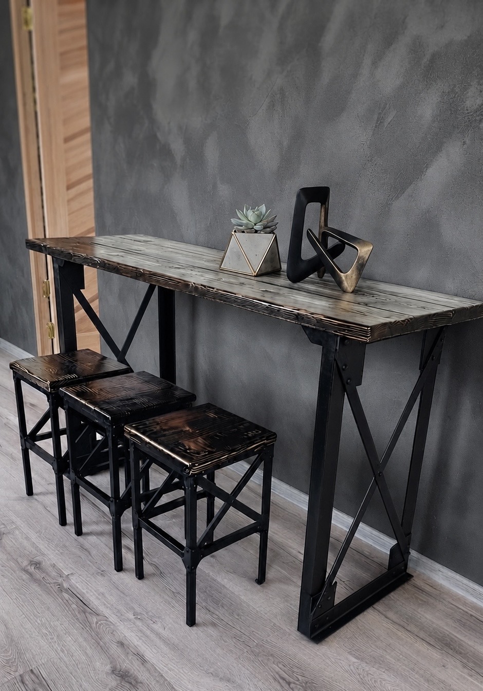 Industriala(LOFT)stila mēbeļu komplekts