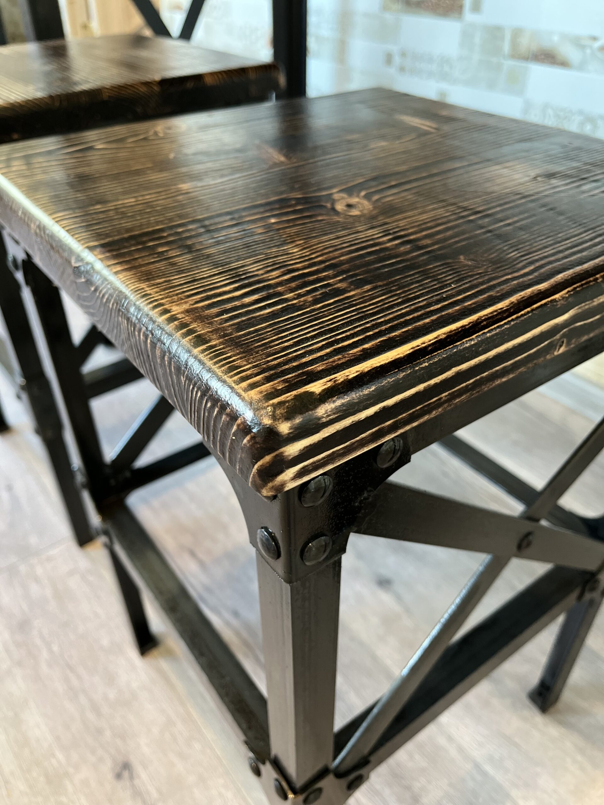 Industriala(LOFT)stila mēbeļu komplekts - Attēls 5